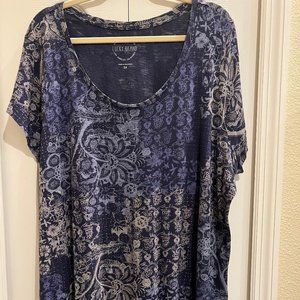 Lucky Brand "T"